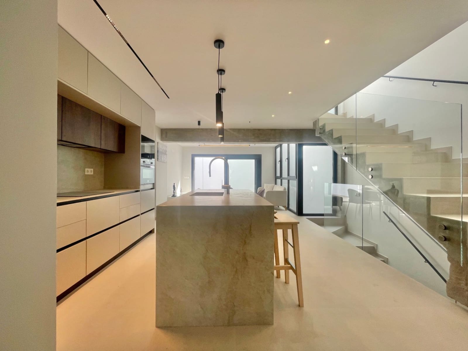 3 slaapkamer Villa te koop in Malaga stad met zwembad garage - € 750.000 (Ref: 8803272)