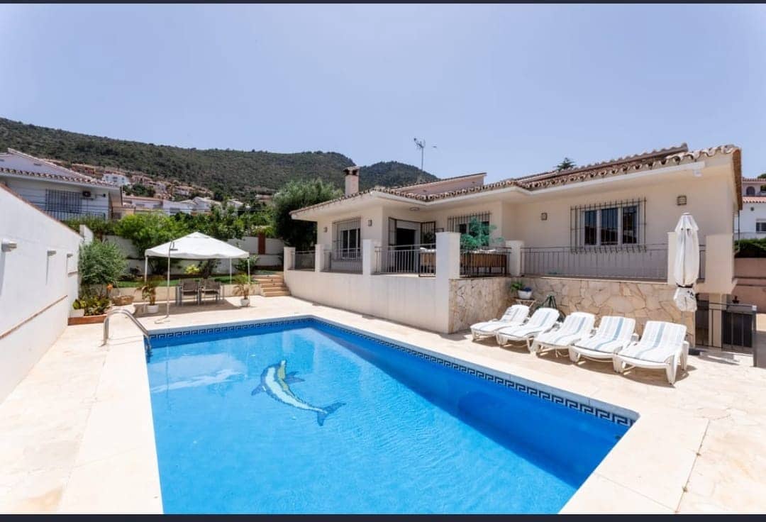 6 soveværelse Villa til salg i Alhaurin de la Torre med swimmingpool garage - € 855.000 (Ref: 8868449)