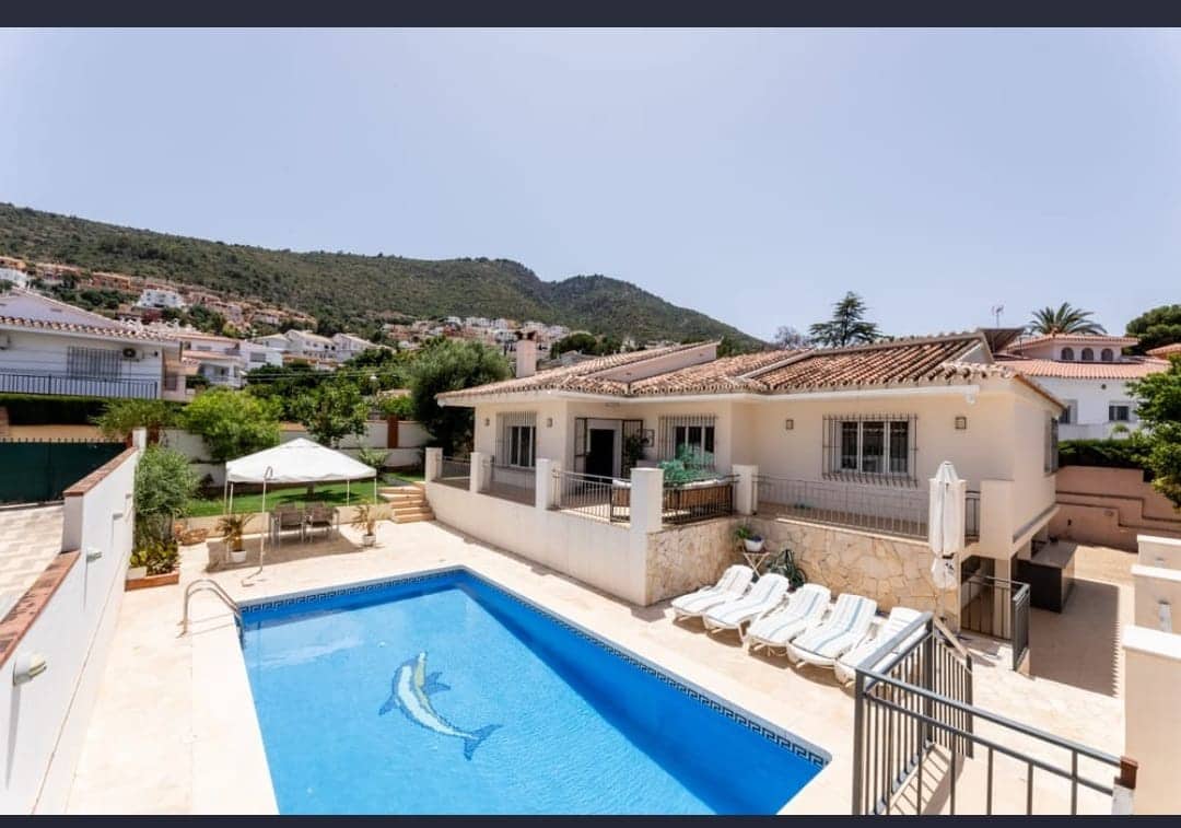 6 soveværelse Villa til salg i Alhaurin de la Torre med swimmingpool garage - € 855.000 (Ref: 8868449)