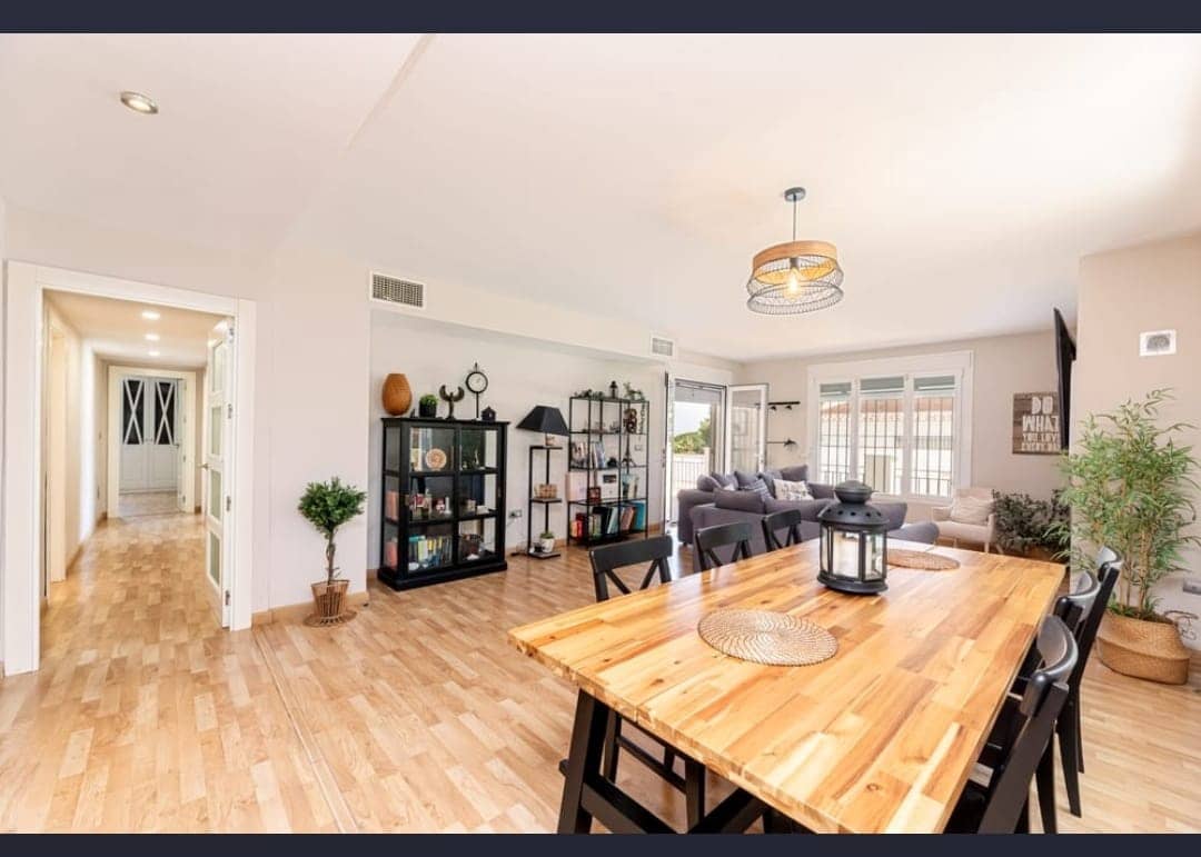 6 soveværelse Villa til salg i Alhaurin de la Torre med swimmingpool garage - € 855.000 (Ref: 8868449)