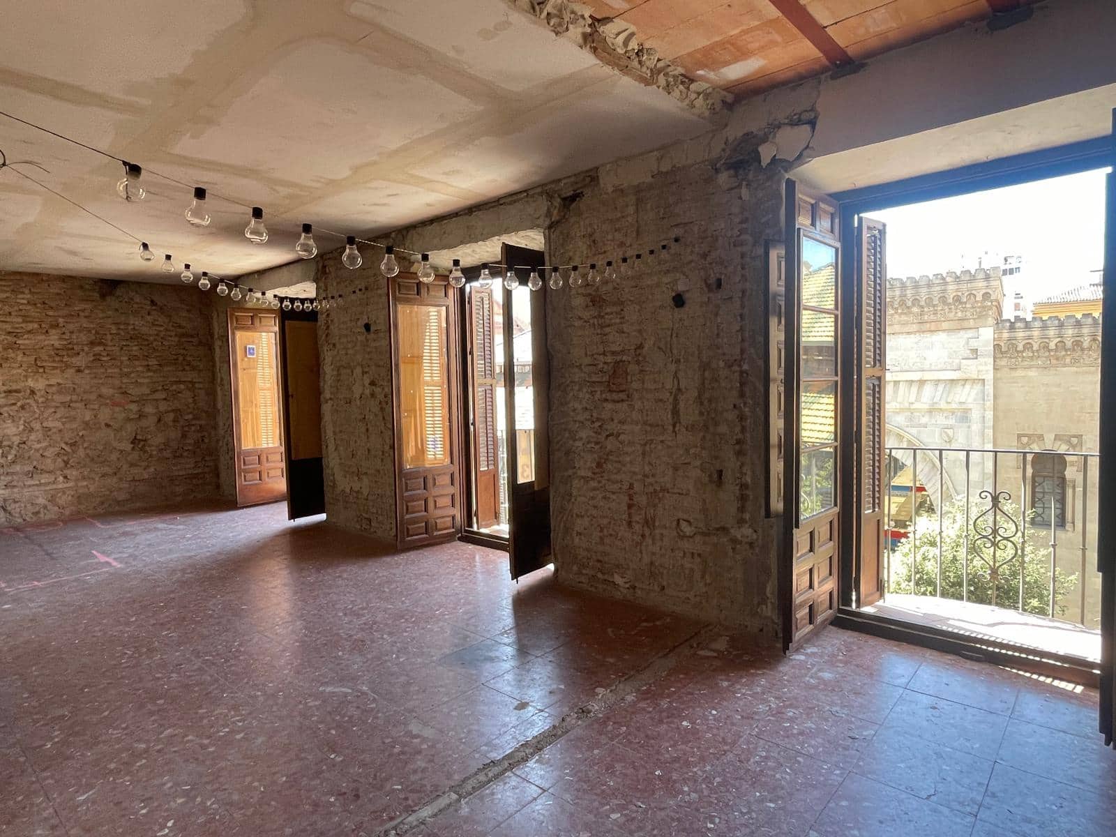 4 soveværelse Lejlighed til salg i Malaga by - € 699.000 (Ref: 8898109)