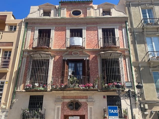 4 chambre Appartement à vendre à Centro Historico, Malaga ville - 699 000 € (Ref: 8898109)