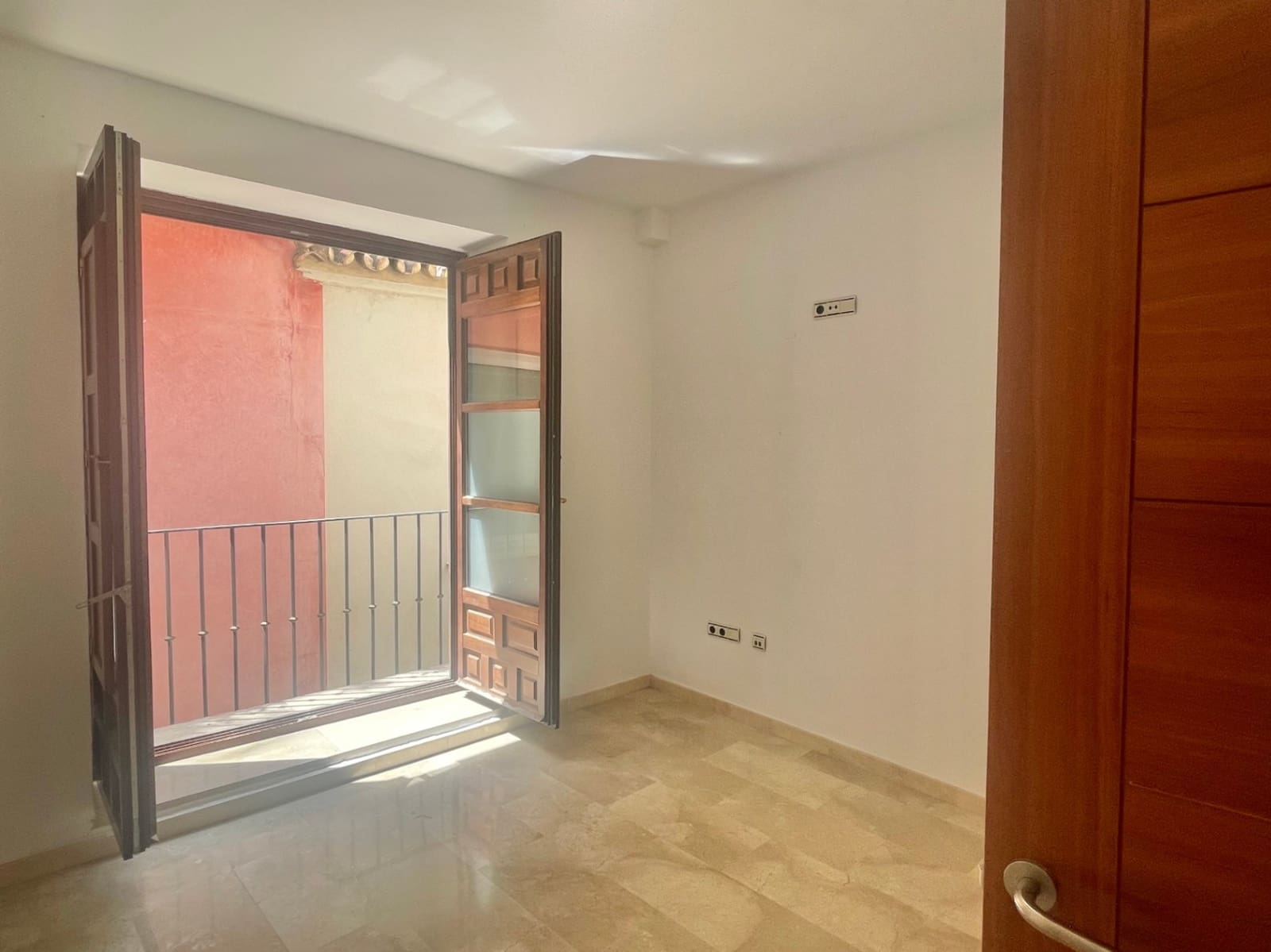 3 soveværelse Lejlighed til salg i Malaga by - € 599.000 (Ref: 8997324)