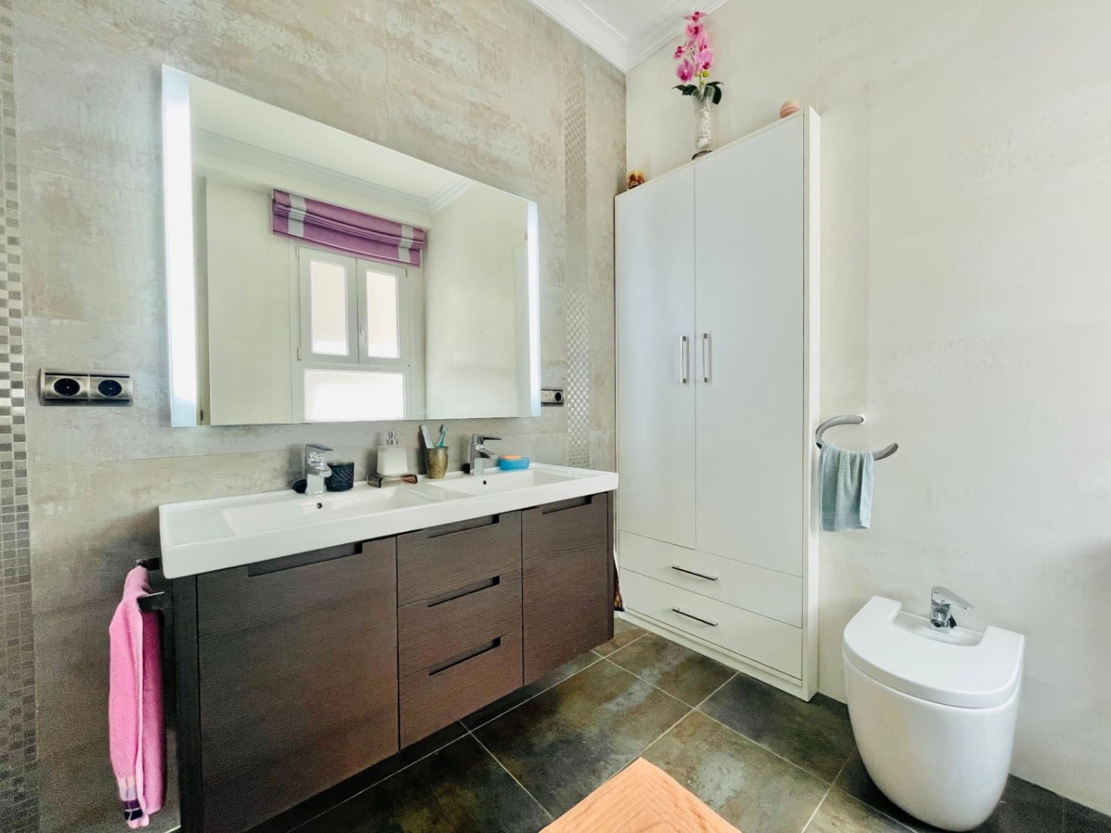 4 soveværelse Lejlighed til salg i Malaga by - € 1.490.000 (Ref: 9019455)