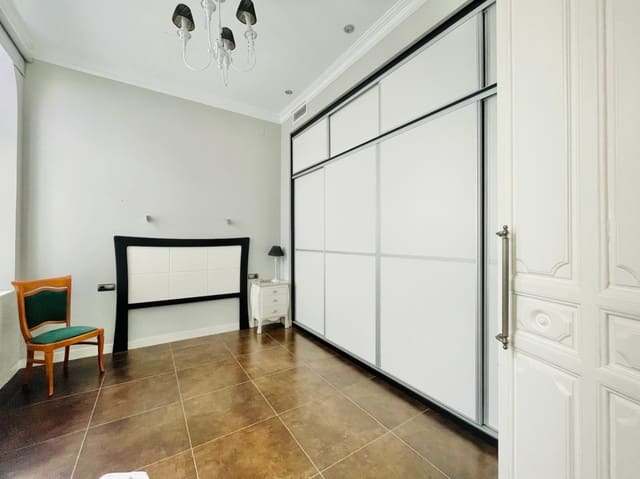 4 slaapkamer Appartement te koop in Centro Historico, Málaga stad - € 1.490.000 (Ref: 9019455)