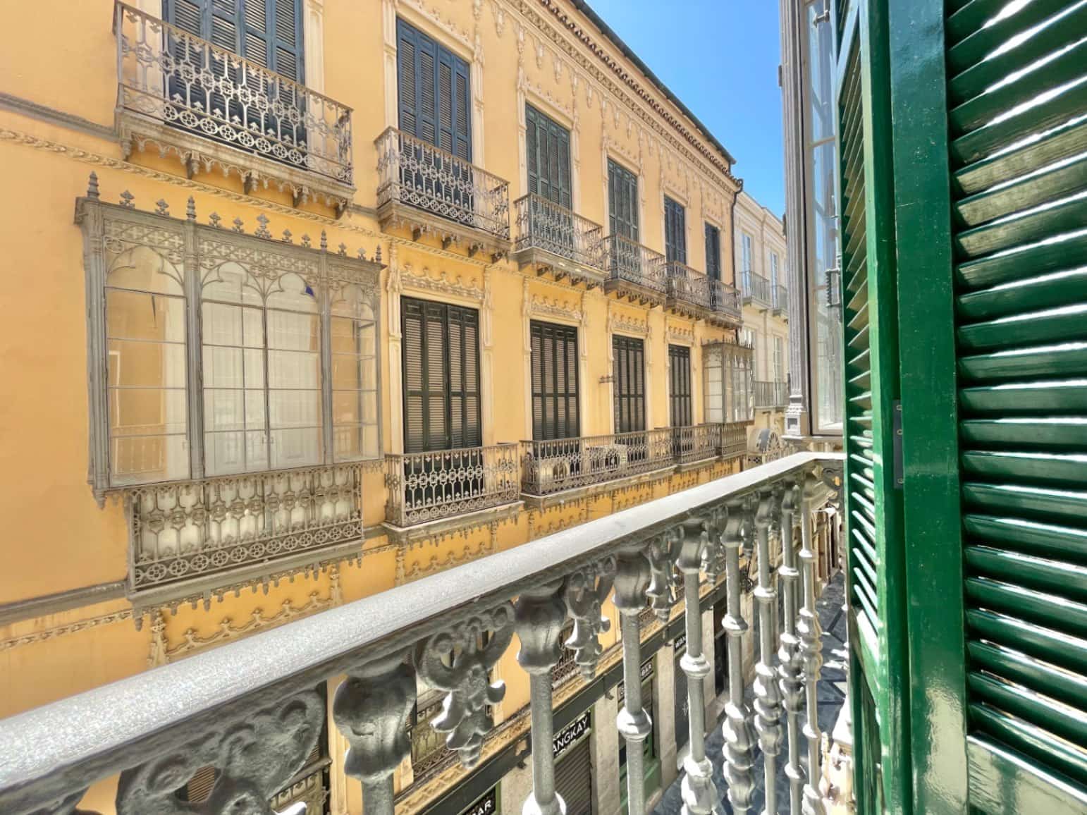 4 soveværelse Lejlighed til salg i Malaga by - € 1.490.000 (Ref: 9019455)