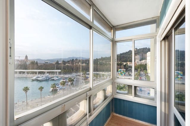 4 slaapkamer Flat te koop in La Malagueta, Málaga stad met garage - € 1.100.000 (Ref: 9029165)