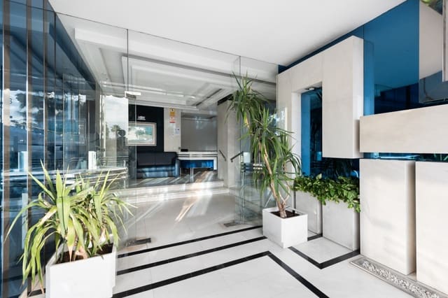 4 slaapkamer Flat te koop in La Malagueta, Málaga stad met garage - € 1.100.000 (Ref: 9029165)