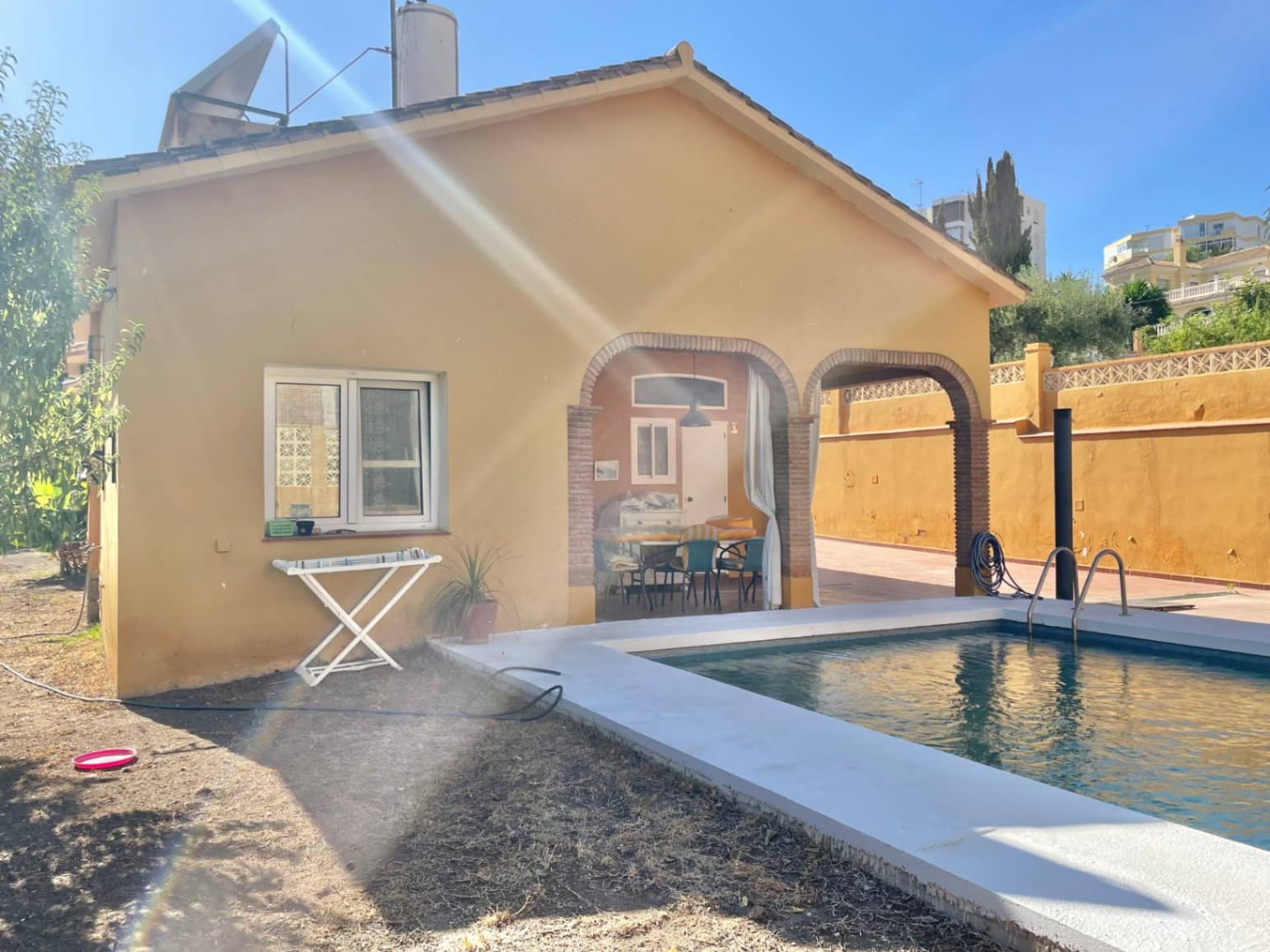 3 slaapkamer Villa te koop in Rincon de la Victoria met zwembad garage - € 670.000 (Ref: 9216800)