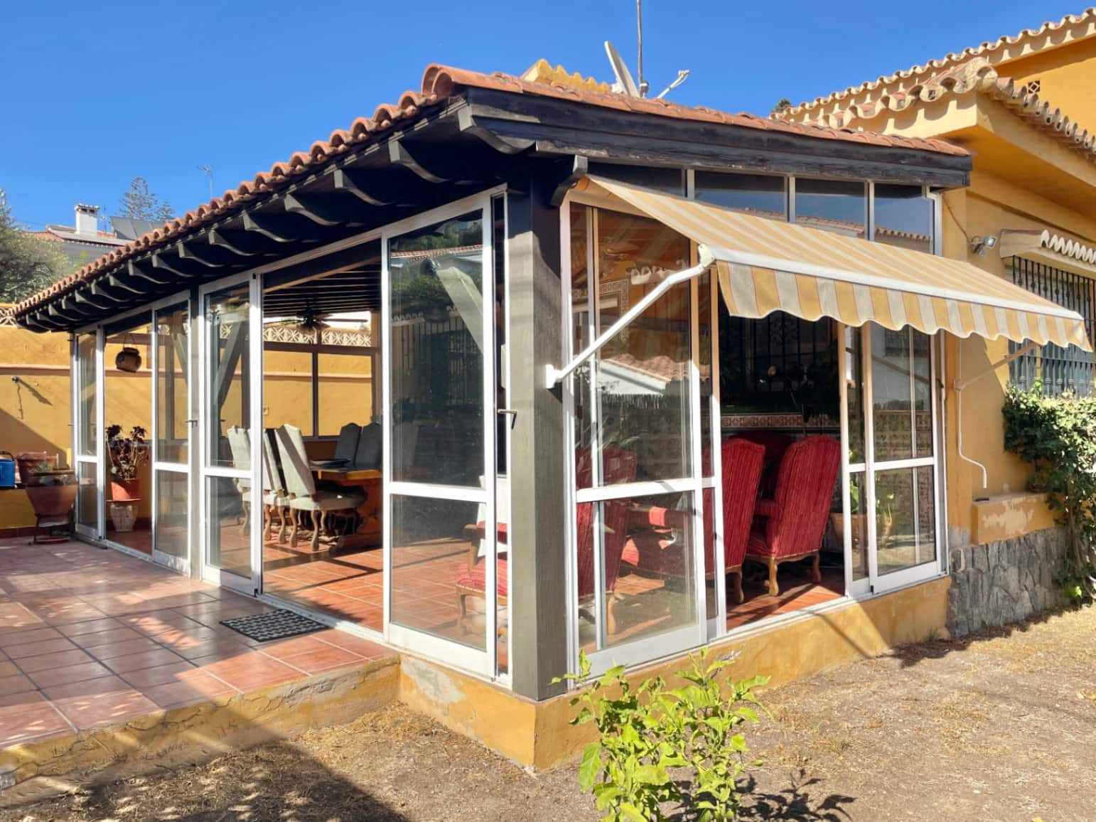 3 slaapkamer Villa te koop in Rincon de la Victoria met zwembad garage - € 670.000 (Ref: 9216800)