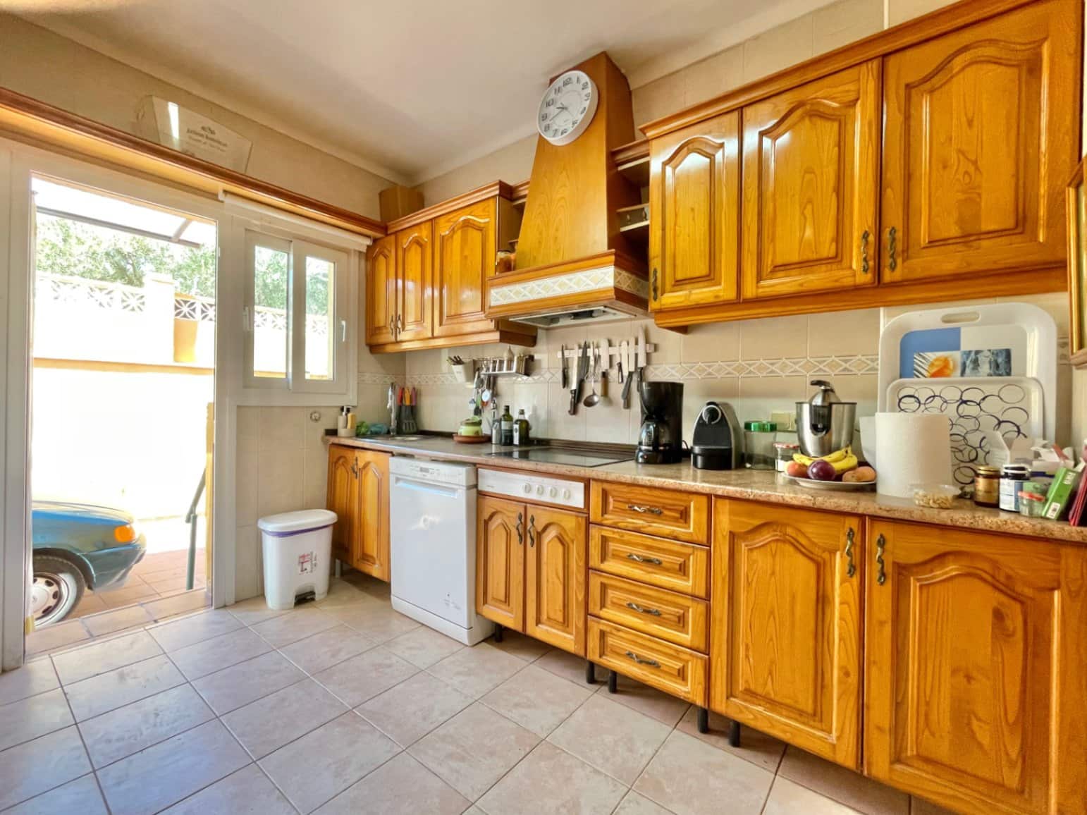 3 slaapkamer Villa te koop in Rincon de la Victoria met zwembad garage - € 670.000 (Ref: 9216800)