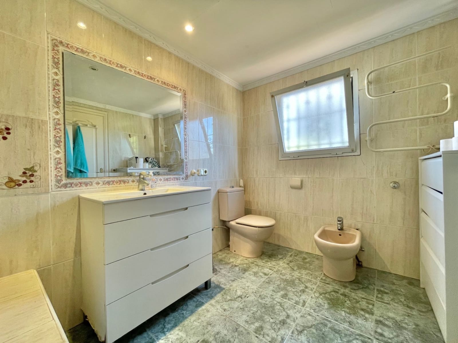 3 slaapkamer Villa te koop in Rincon de la Victoria met zwembad garage - € 670.000 (Ref: 9216800)