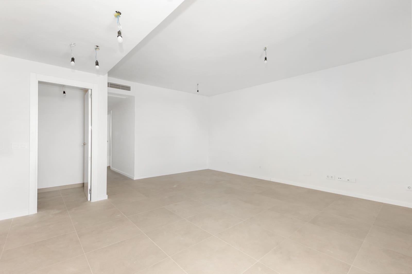 2 soverom Leilighet til salgs i Torremolinos med svømmebasseng - € 749 900 (Ref: 9223675)