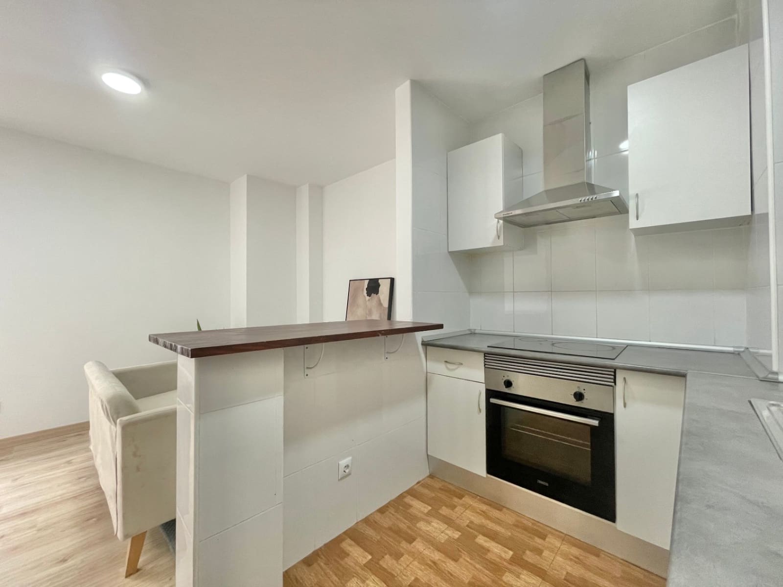 2 slaapkamer Appartement te koop in Malaga stad met garage - € 330.000 (Ref: 9279720)