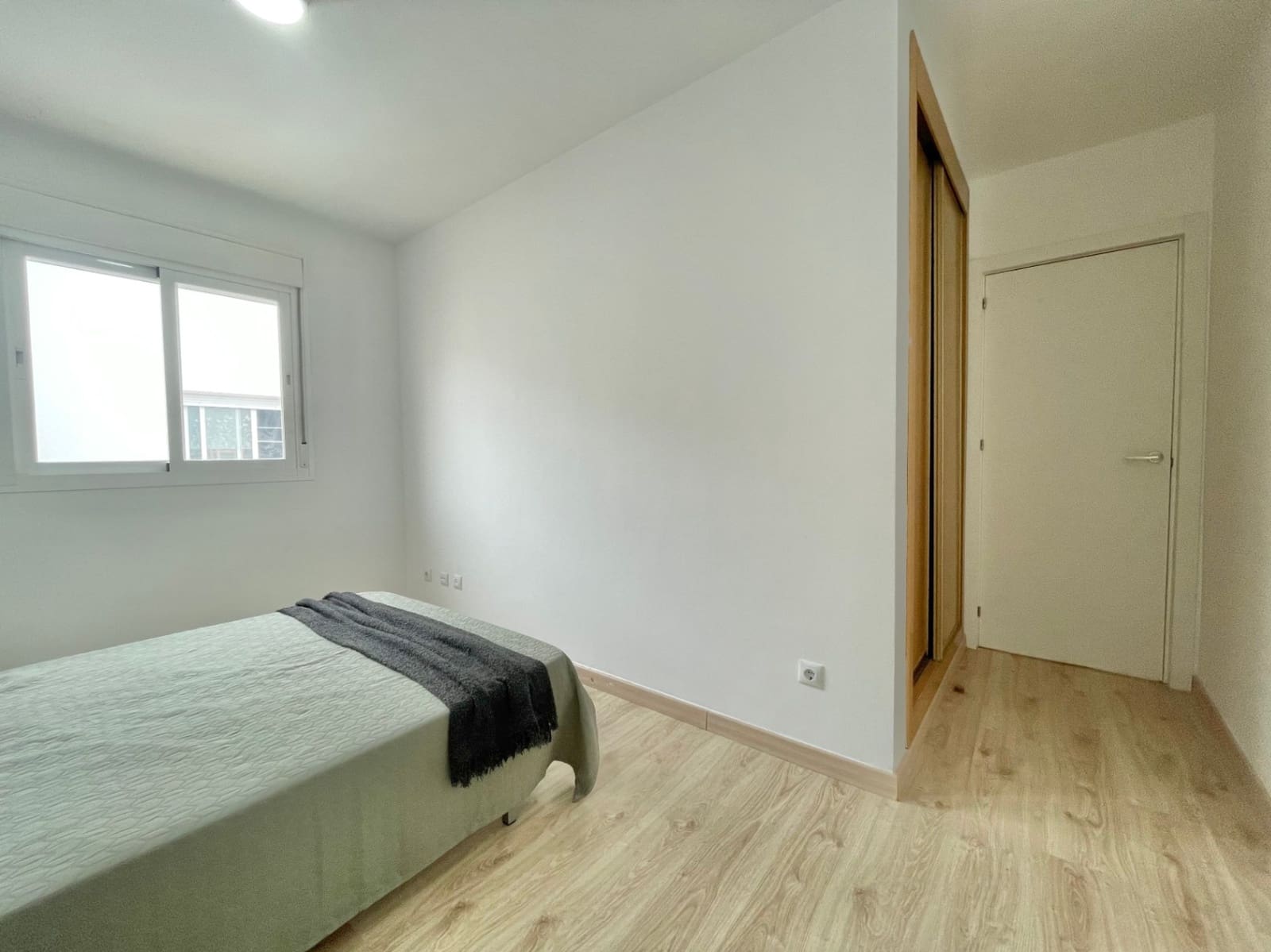 2 slaapkamer Appartement te koop in Malaga stad met garage - € 330.000 (Ref: 9279720)