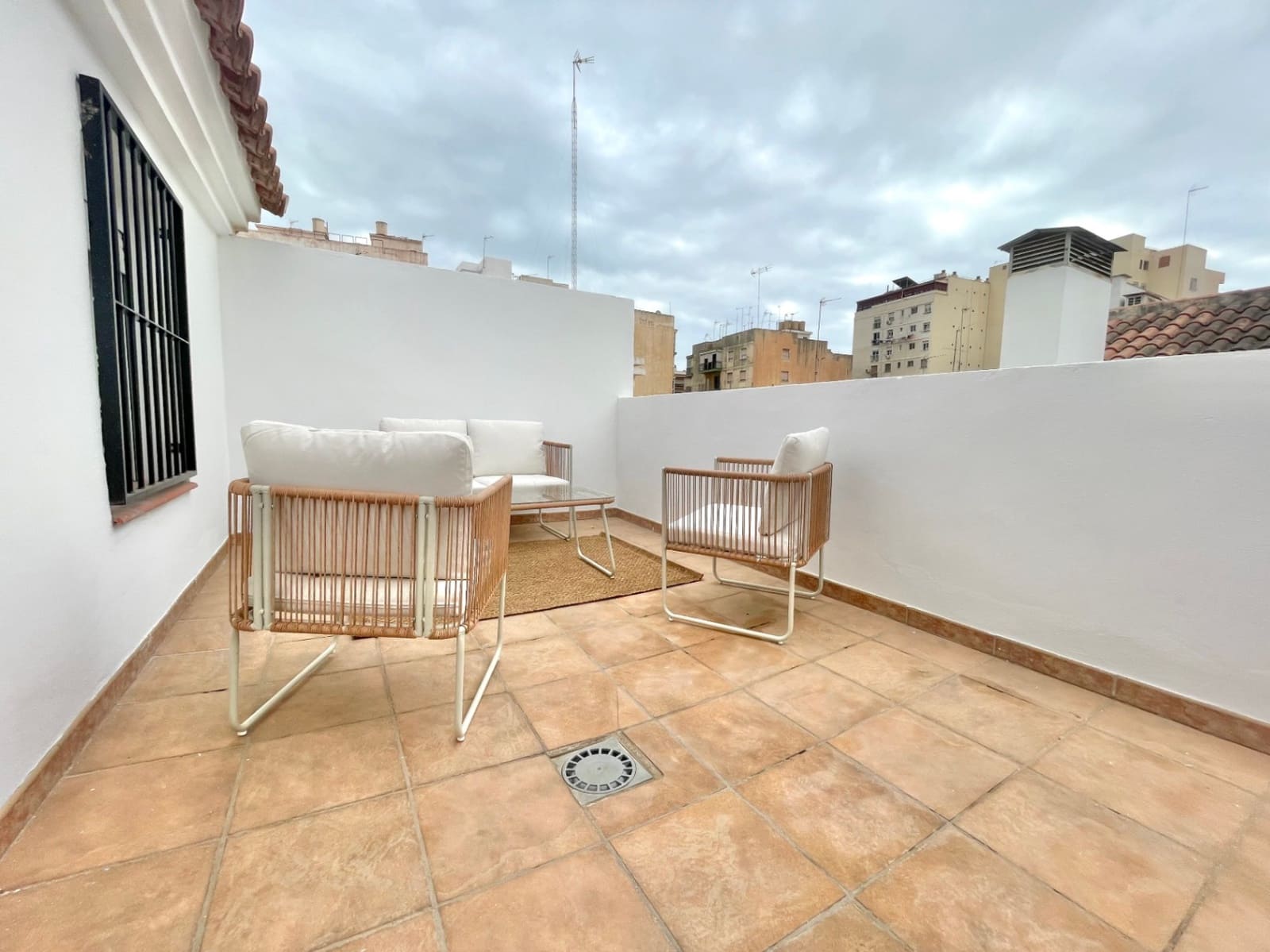 2 slaapkamer Appartement te koop in Malaga stad met garage - € 330.000 (Ref: 9279720)