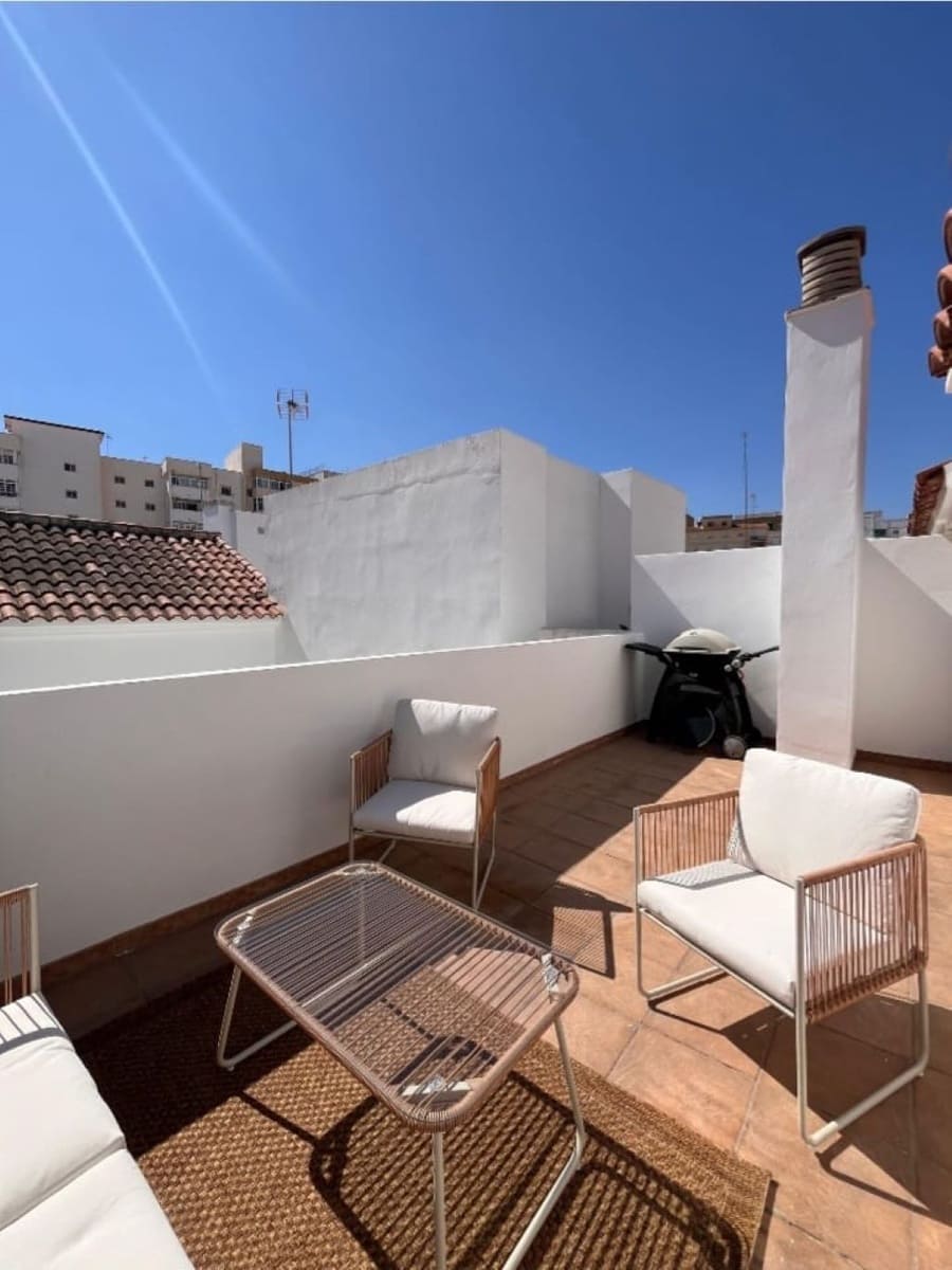 2 slaapkamer Appartement te koop in Malaga stad met garage - € 330.000 (Ref: 9279720)