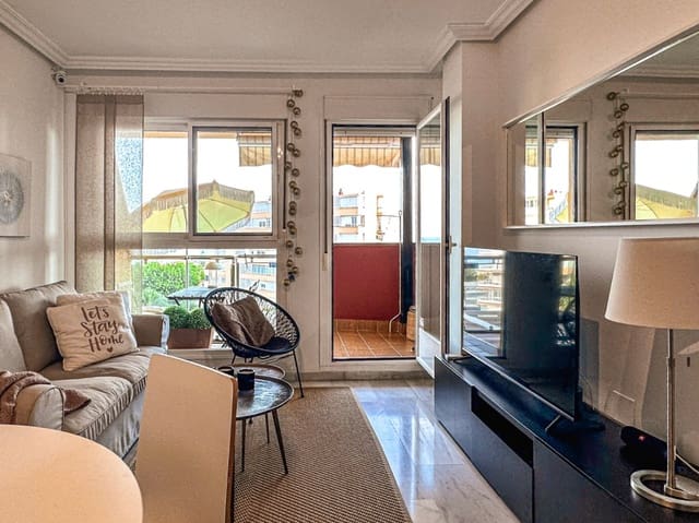 2 soveværelse Lejlighed til salg i Torremolinos med swimmingpool garage - € 330.000 (Ref: 9327009)