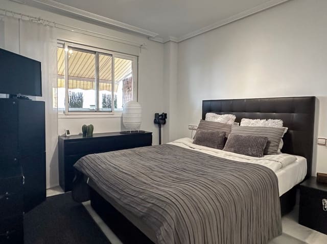 2 soveværelse Lejlighed til salg i Torremolinos med swimmingpool garage - € 330.000 (Ref: 9327009)