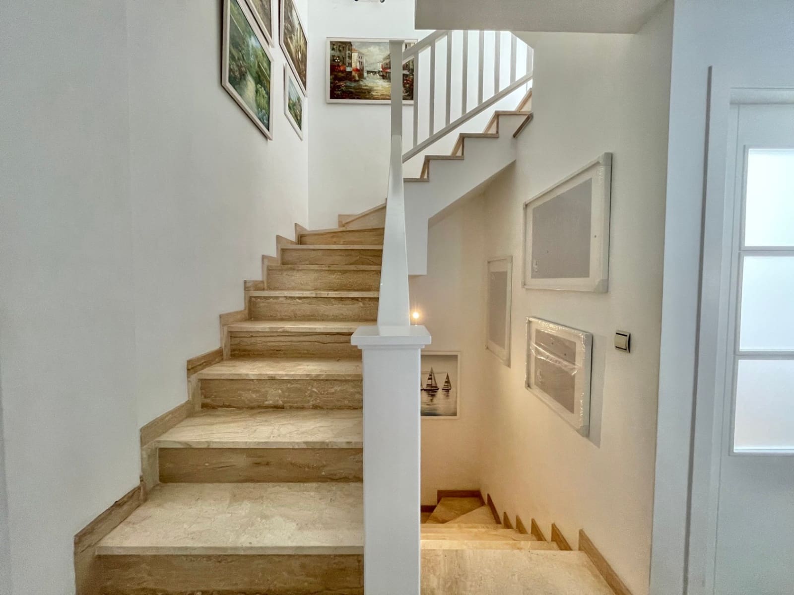 4 sypialnia Dom szeregowy na sprzedaż w Miasto Malaga z garażem - 1 050 000 € (Ref: 9344045)