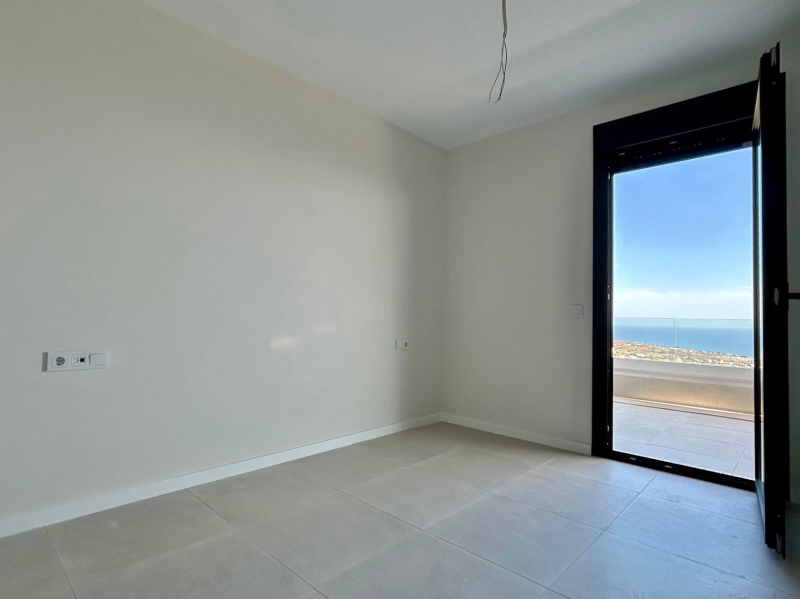 2 soverom Leilighet til salgs i Rincon de la Victoria med svømmebasseng garasje - € 499 000 (Ref: 9362974)