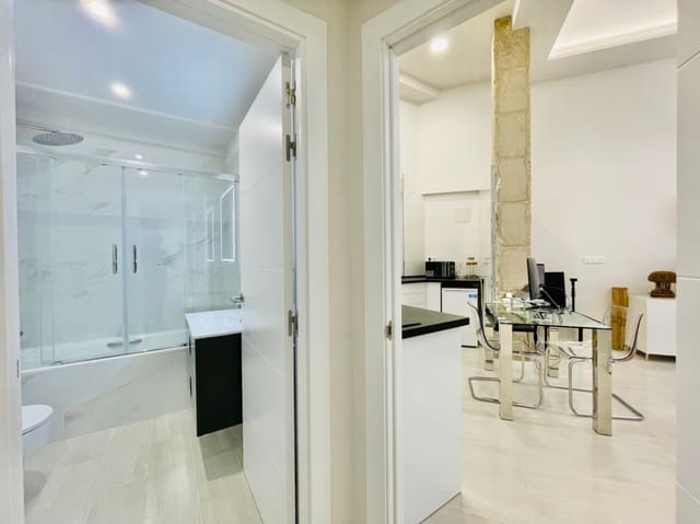 1 soverom Leilighet til salgs i Marmoles, Málaga by - € 240 000 (Ref: 9386170)