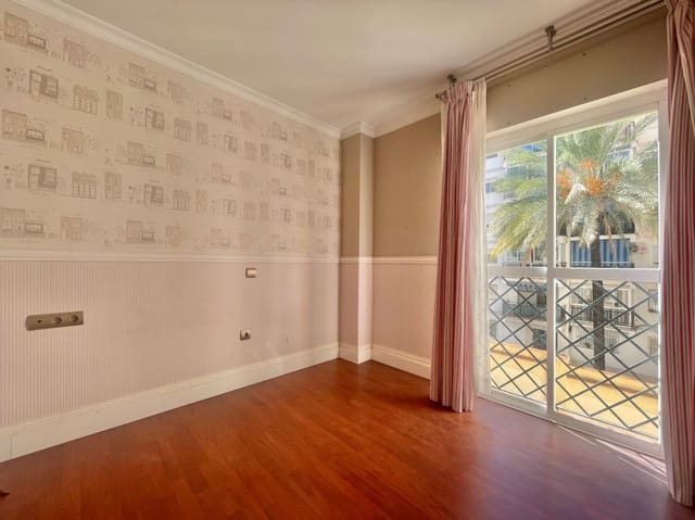 2 chambre Appartement à vendre à La Victoria, Malaga ville - 360 000 € (Ref: 9397801)