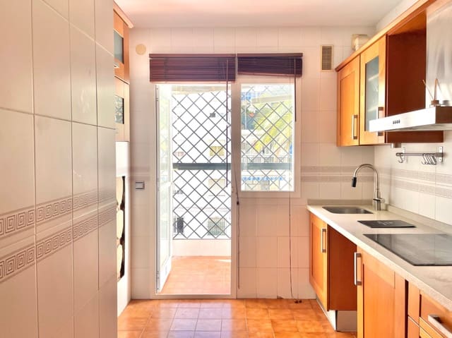 2 chambre Appartement à vendre à La Victoria, Malaga ville - 360 000 € (Ref: 9397801)