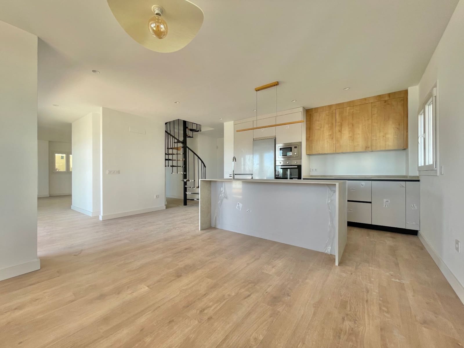 3 slaapkamer Appartement te koop in Torremolinos met zwembad garage - € 590.000 (Ref: 9402706)