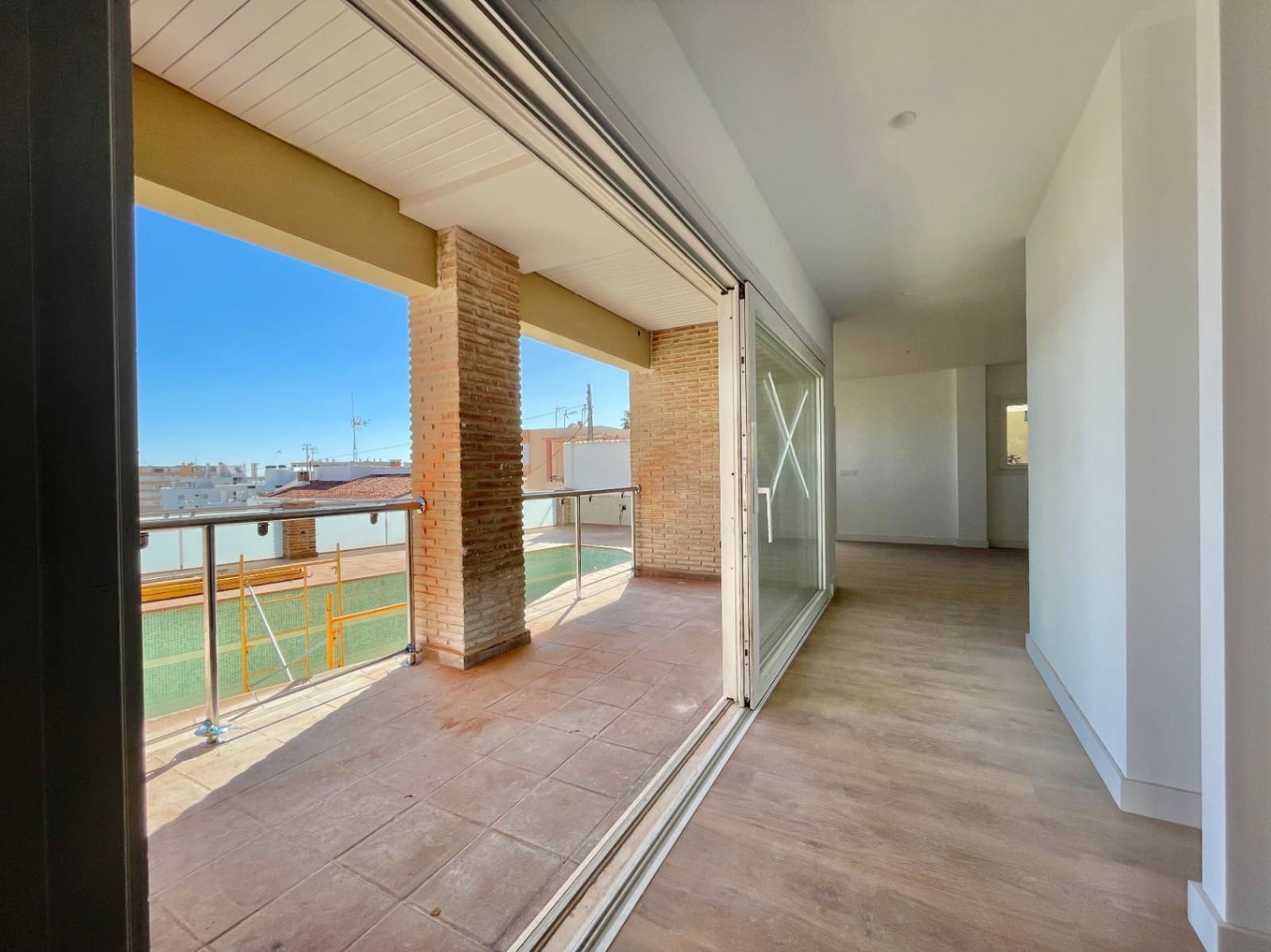 3 slaapkamer Appartement te koop in Torremolinos met zwembad garage - € 590.000 (Ref: 9402706)