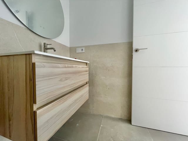 3 soveværelse Lejlighed til salg i Torremolinos med swimmingpool garage - € 590.000 (Ref: 9402706)