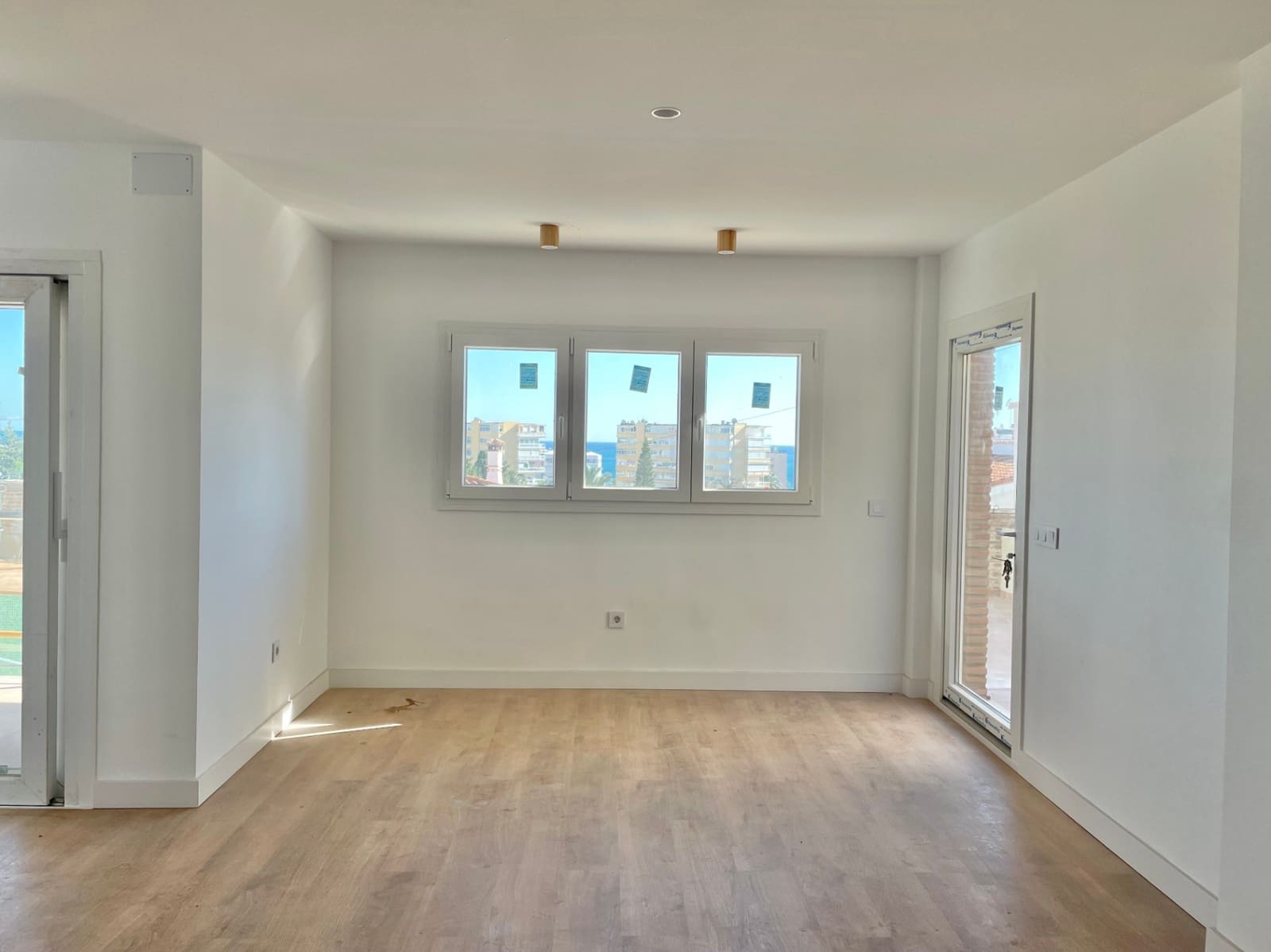 3 slaapkamer Appartement te koop in Torremolinos met zwembad garage - € 590.000 (Ref: 9402706)