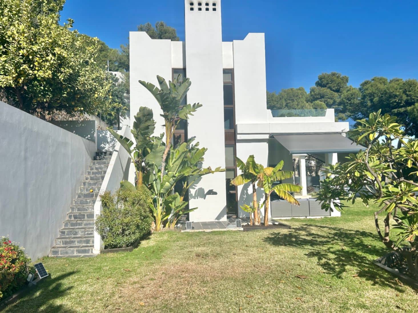 Chalet de 6 habitaciones en Málaga ciudad en venta con piscina garaje - 2.850.000 € (Ref: 9490020)