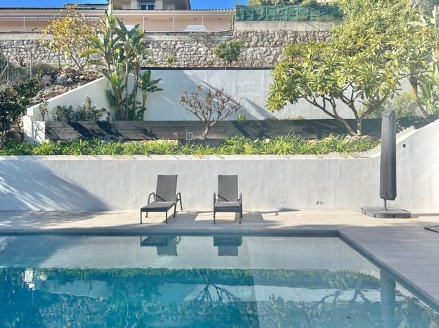 Chalet de 6 habitaciones en Pinares de San Antón, Málaga ciudad en venta con piscina garaje - 2.850.000 € (Ref: 9490020)