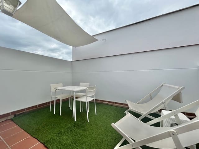 Penthouse til salg i Centro Historico, Málaga by - € 249.000 (Ref: 9493902)