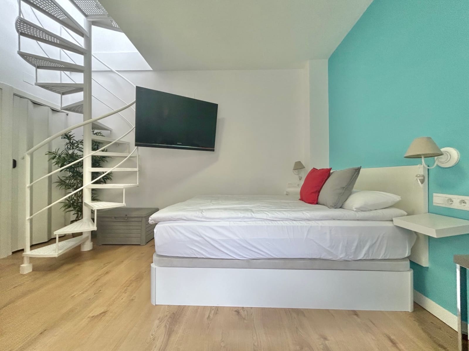 Penthouse til salg i Malaga by - € 249.000 (Ref: 9493902)