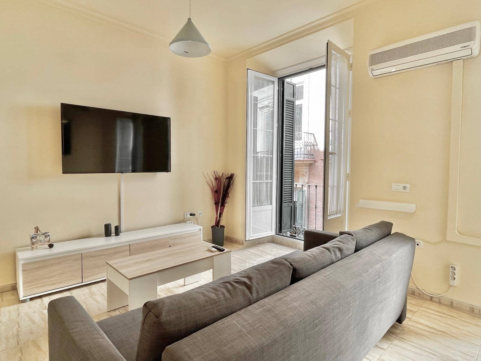 4 soveværelse Lejlighed til salg i Malaga by - € 1.175.000 (Ref: 9511283)