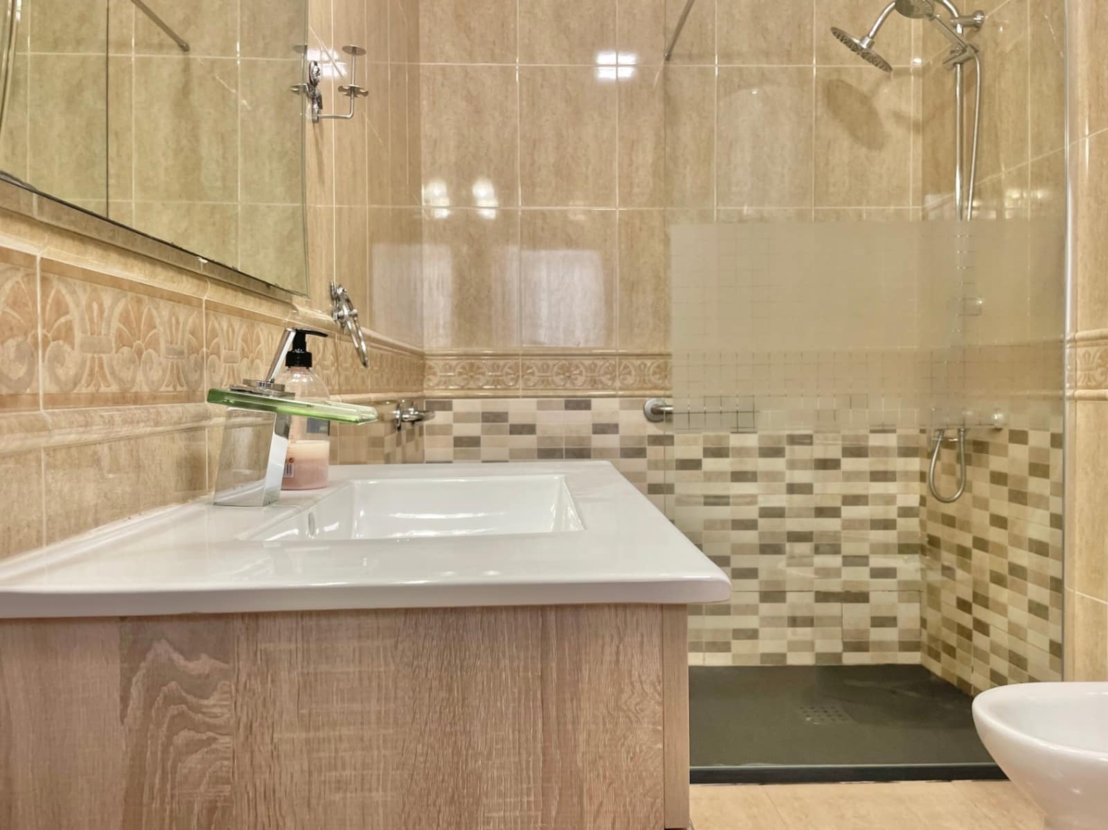 4 soveværelse Lejlighed til salg i Malaga by - € 1.175.000 (Ref: 9511283)