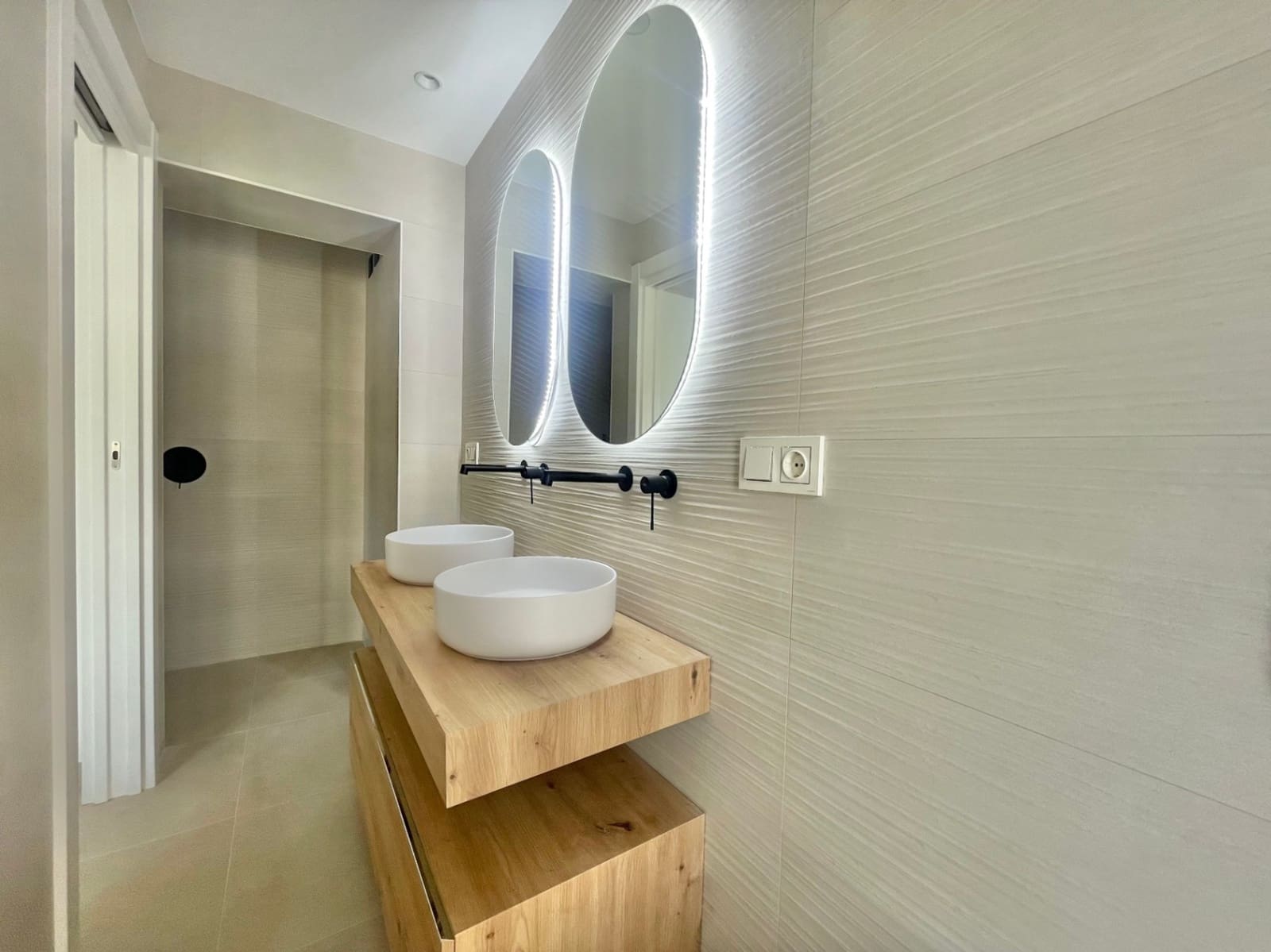 Apartamento de 3 habitaciones en Málaga ciudad en venta con piscina garaje - 750.000 € (Ref: 9511289)