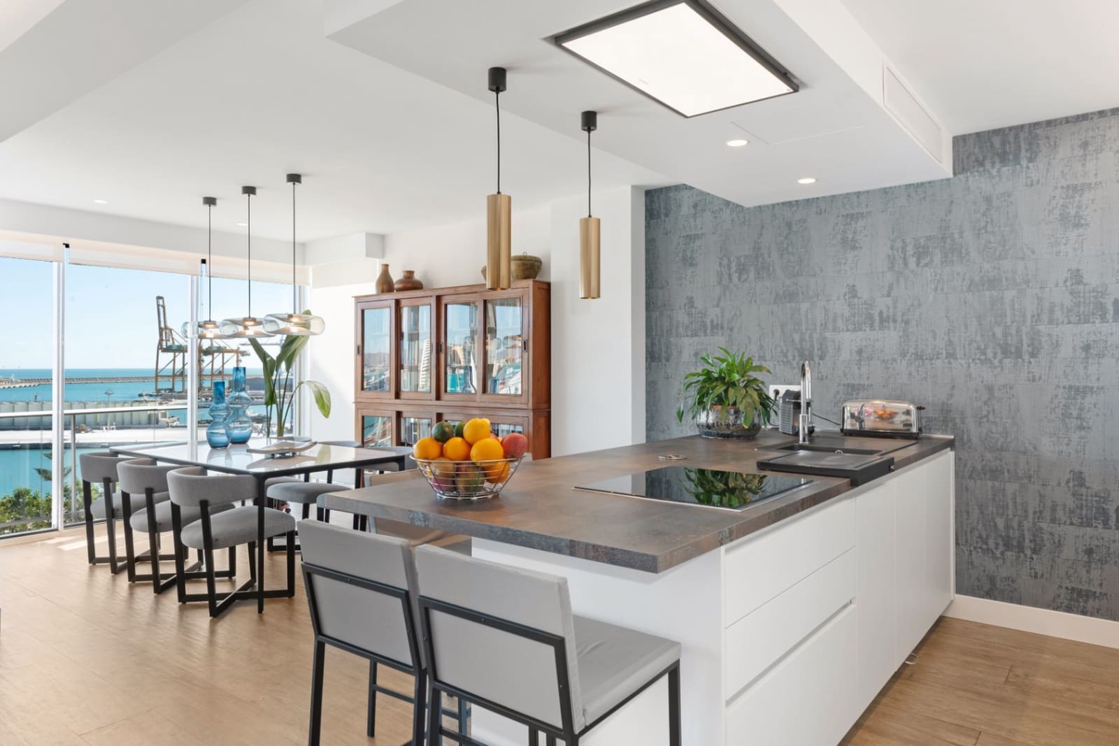 3 soveværelse Lejlighed til salg i Malaga by - € 1.560.000 (Ref: 9532593)