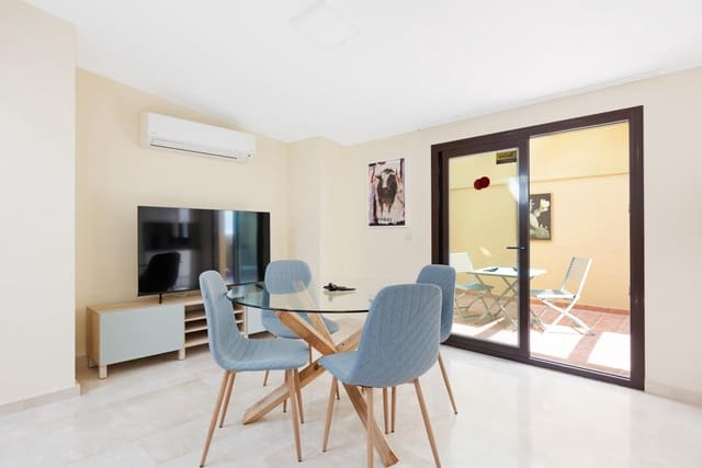 1 makuuhuone Kattohuoneisto myytävänä paikassa La Goleta, Málaga kaupunki mukana uima-altaan - 295 000 € (Ref: 9545914)