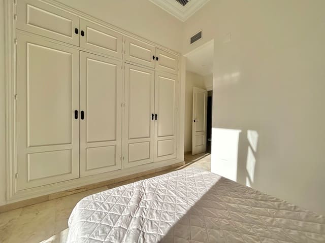 3 makuuhuone Huoneisto myytävänä paikassa Centro Historico, Málaga kaupunki - 825 000 € (Ref: 9610257)