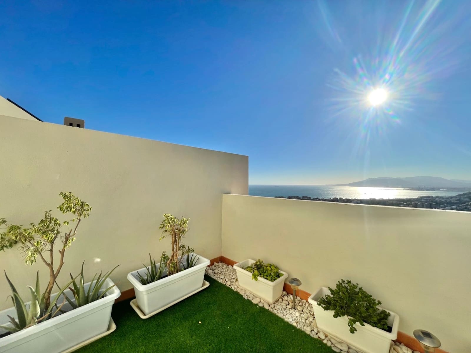 Pareado de 4 habitaciones en Málaga ciudad en venta con piscina garaje - 995.000 € (Ref: 9611949)