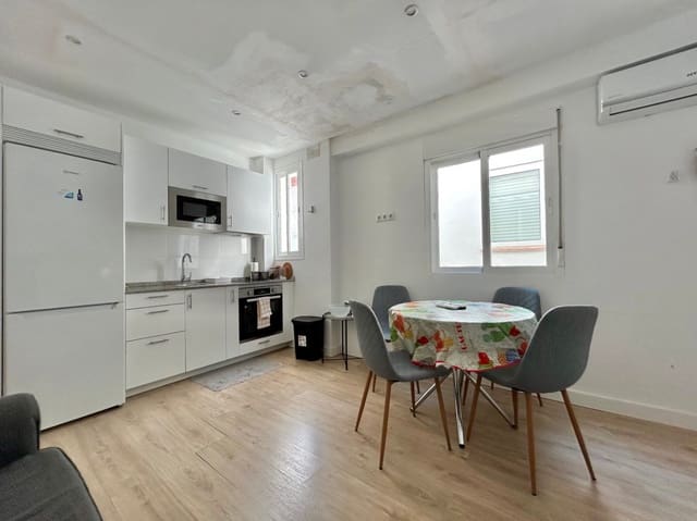 2 chambre Appartement à vendre à Centro Historico, Malaga ville - 275 000 € (Ref: 9614153)