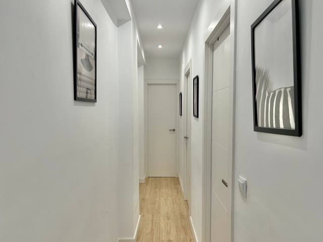 2 chambre Appartement à vendre à Centro Historico, Malaga ville - 275 000 € (Ref: 9614153)