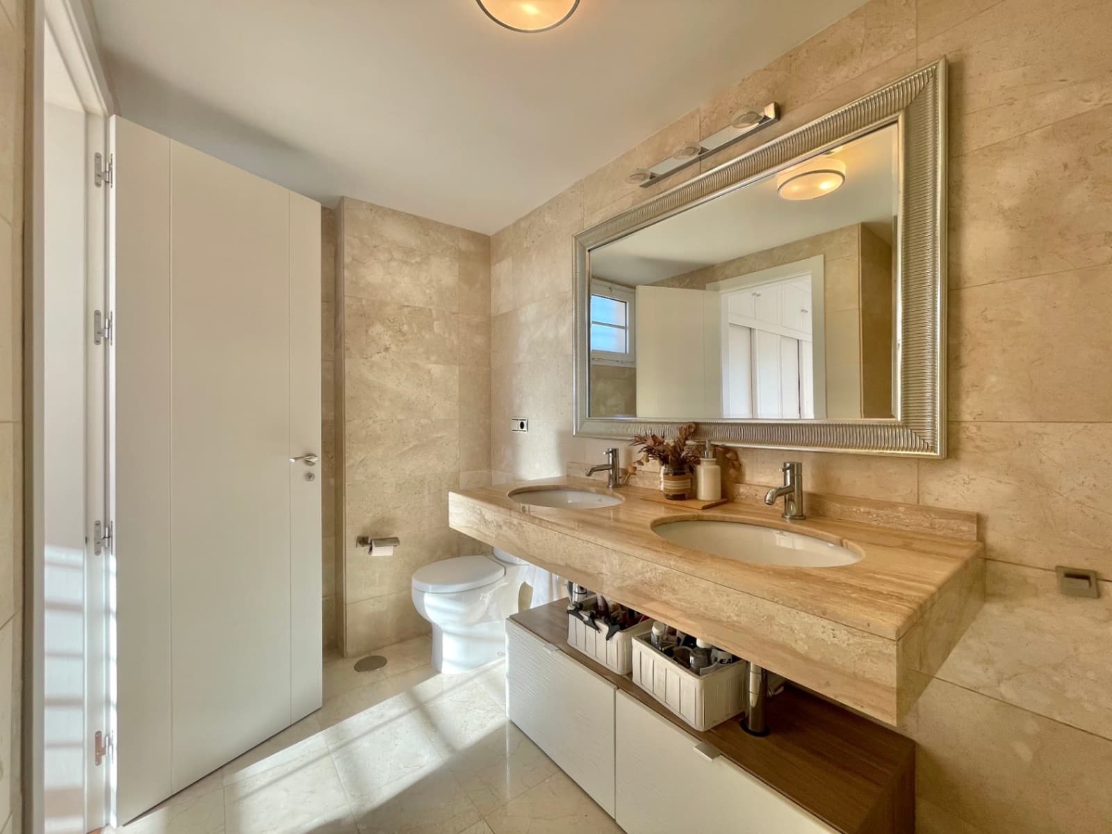 4 soverom Kjedet enebolig til salgs i Malaga by med svømmebasseng garasje - € 995 000 (Ref: 9617906)