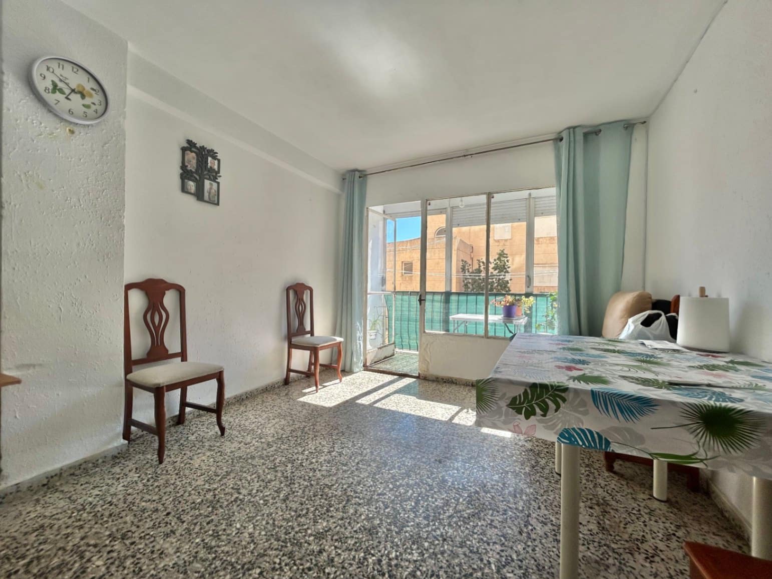 3 bedroom Apartment for sale in Malaga city - € 250,000 (Ref: 9623154)