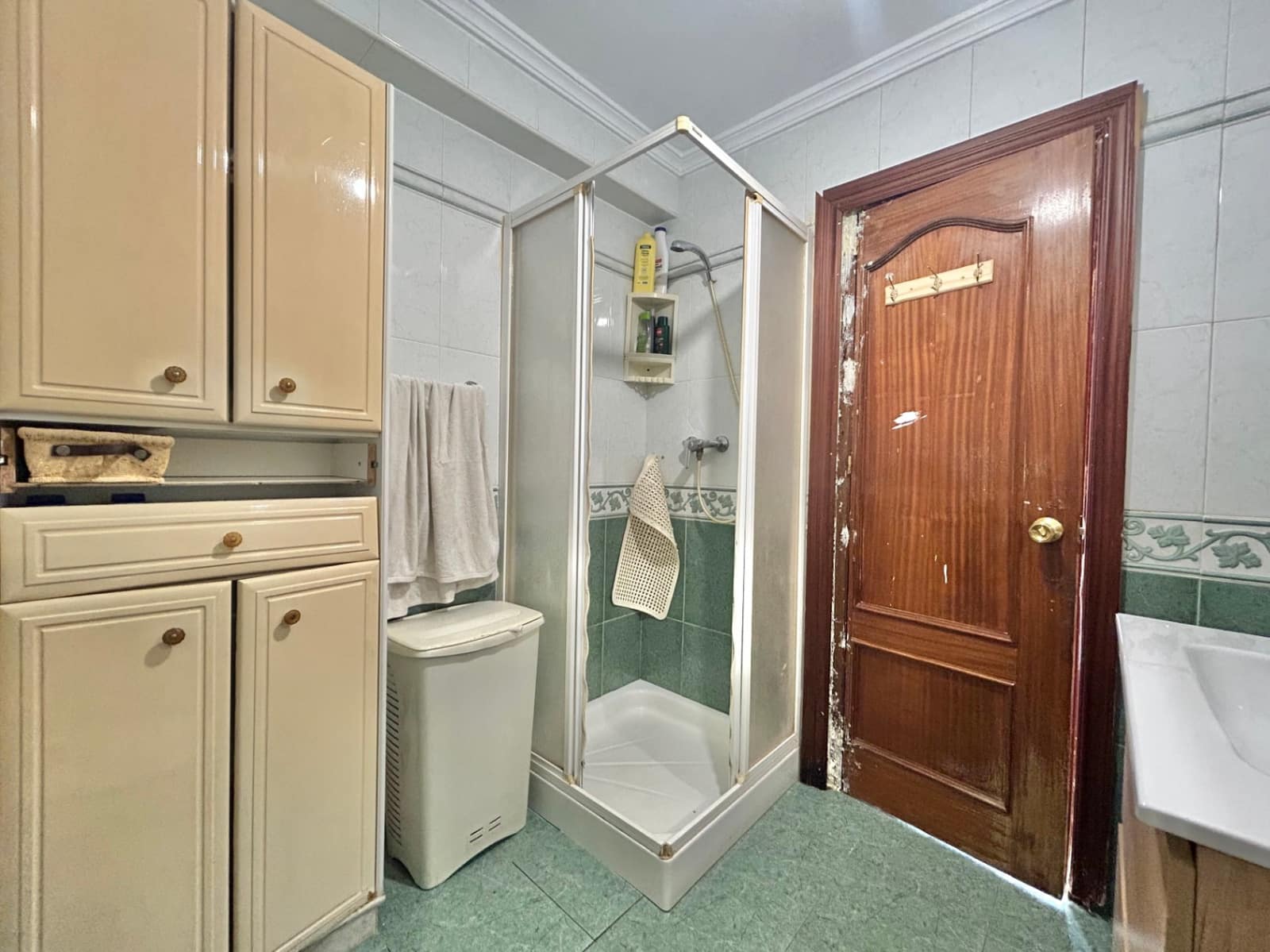 3 bedroom Apartment for sale in Malaga city - € 250,000 (Ref: 9623154)