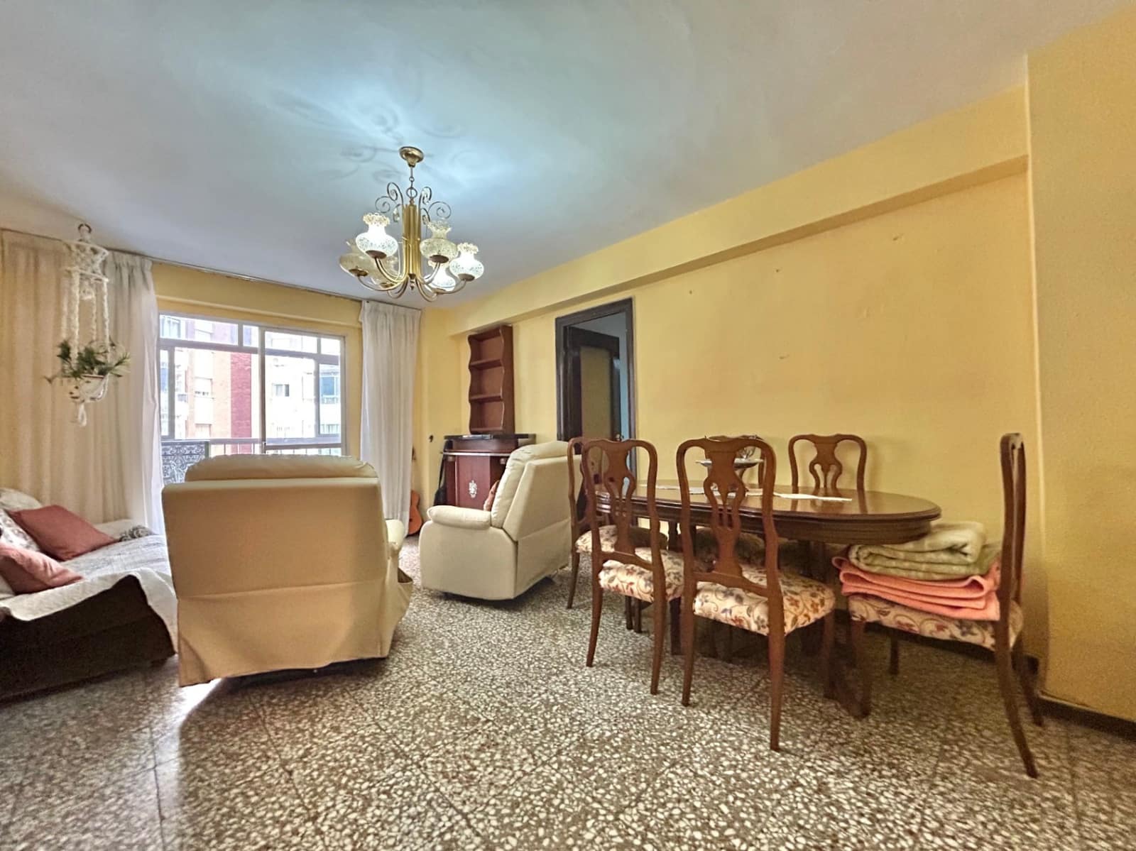 Apartamento de 3 habitaciones en Málaga ciudad en venta - 253.000 € (Ref: 9632744)