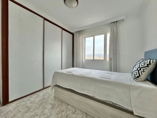 Ático de 3 habitaciones en Jardin de la Abadia, Málaga ciudad en venta - 415.000 € (Ref: 9642857)